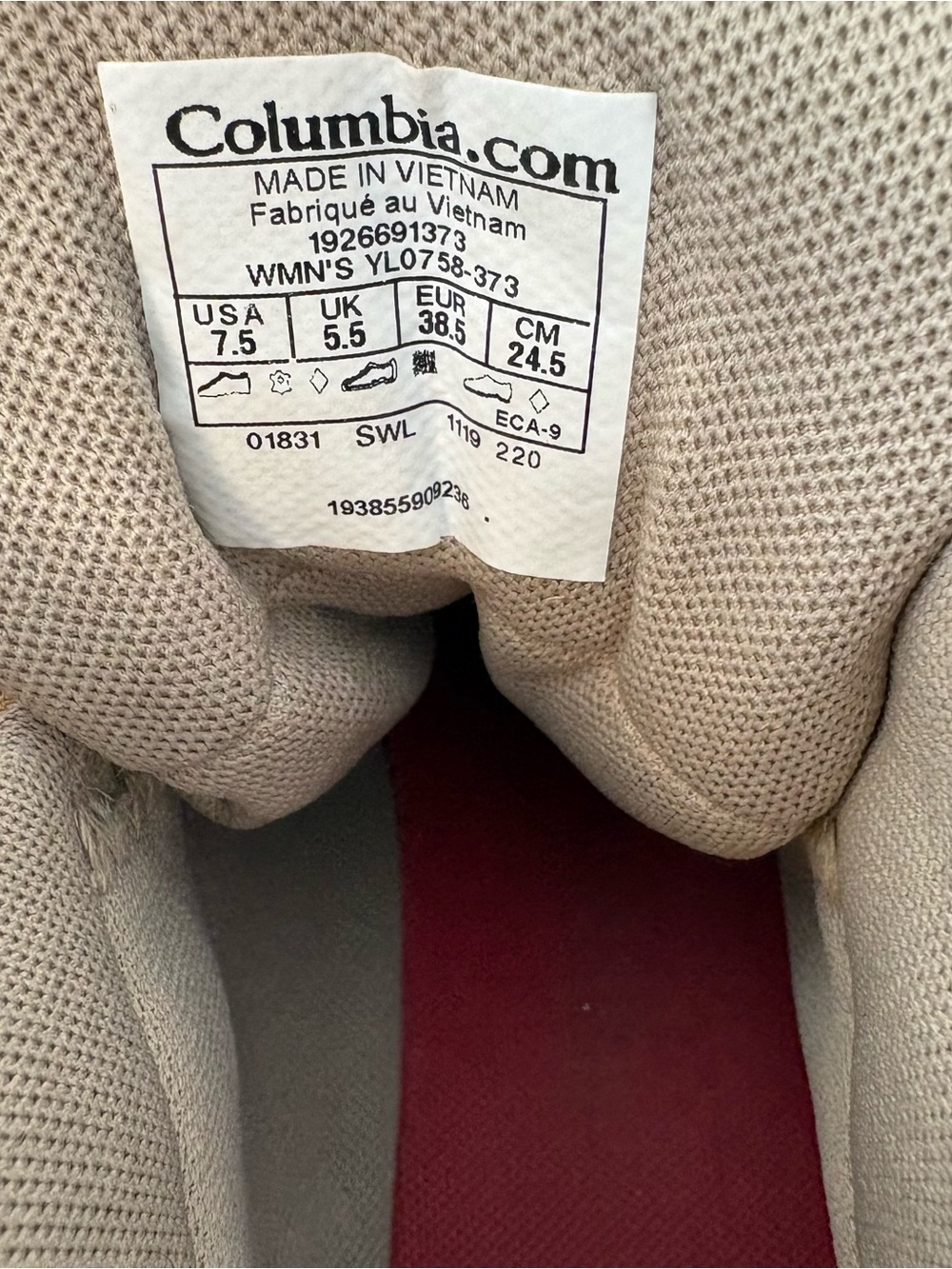 Columbia Women's Yoncalla Mid Waterproof hiking boots 🥾 - Picture 6 of 7